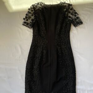 STUNNING ELIE TAHARI  COCKTAIL LBD  SIZE 2 ( gently  used)
